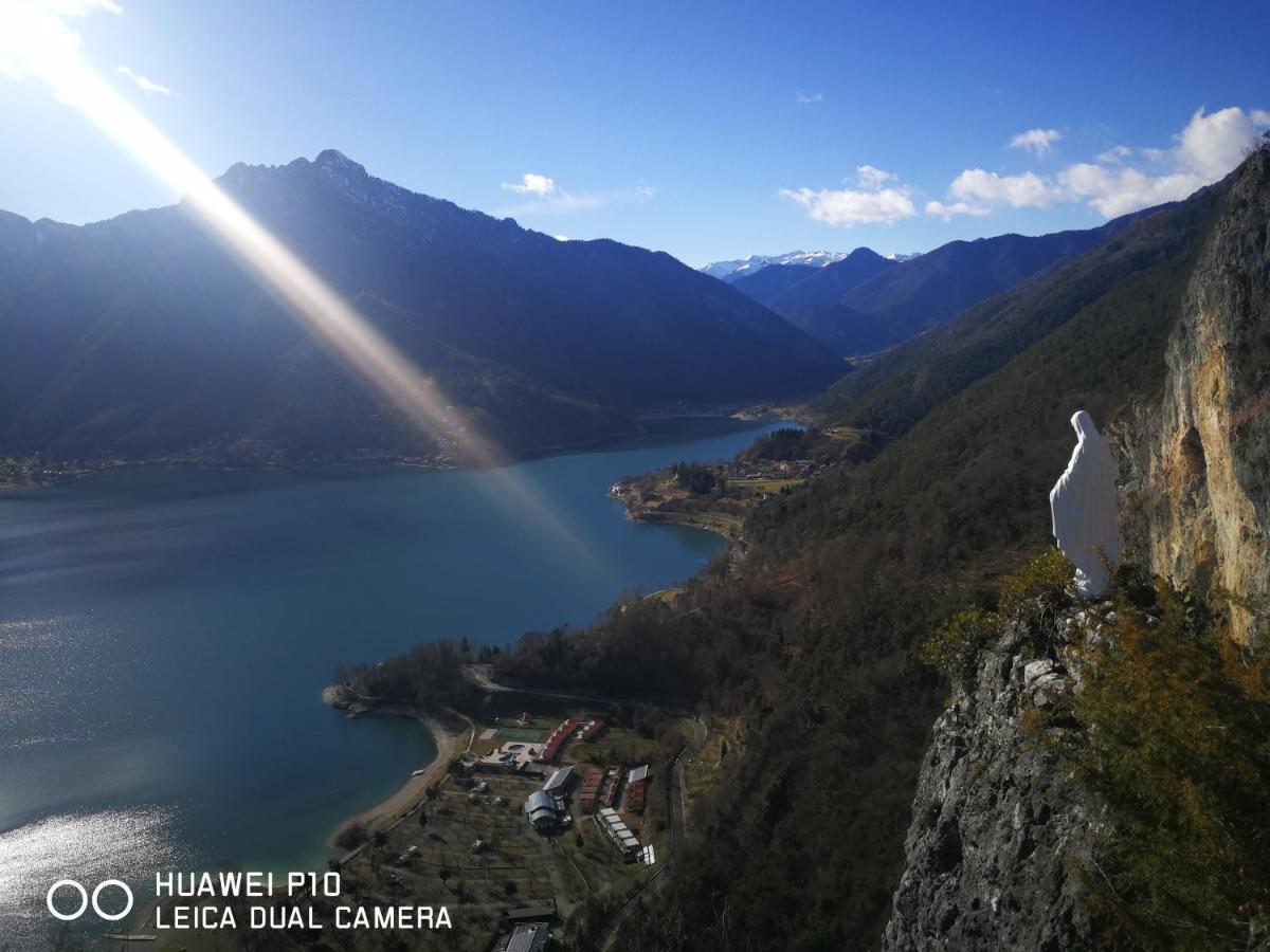 Vila Casa Luca E Cristina Mezzolago Exteriér fotografie